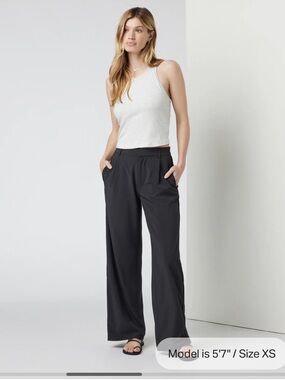 Vuori Villa Trousers Size Large